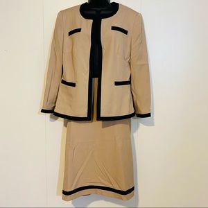 John Meyer Suite NWT. Tan and Black. Size 12